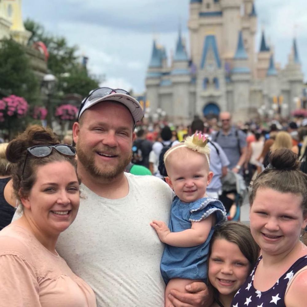 Meet your Posher, Angela